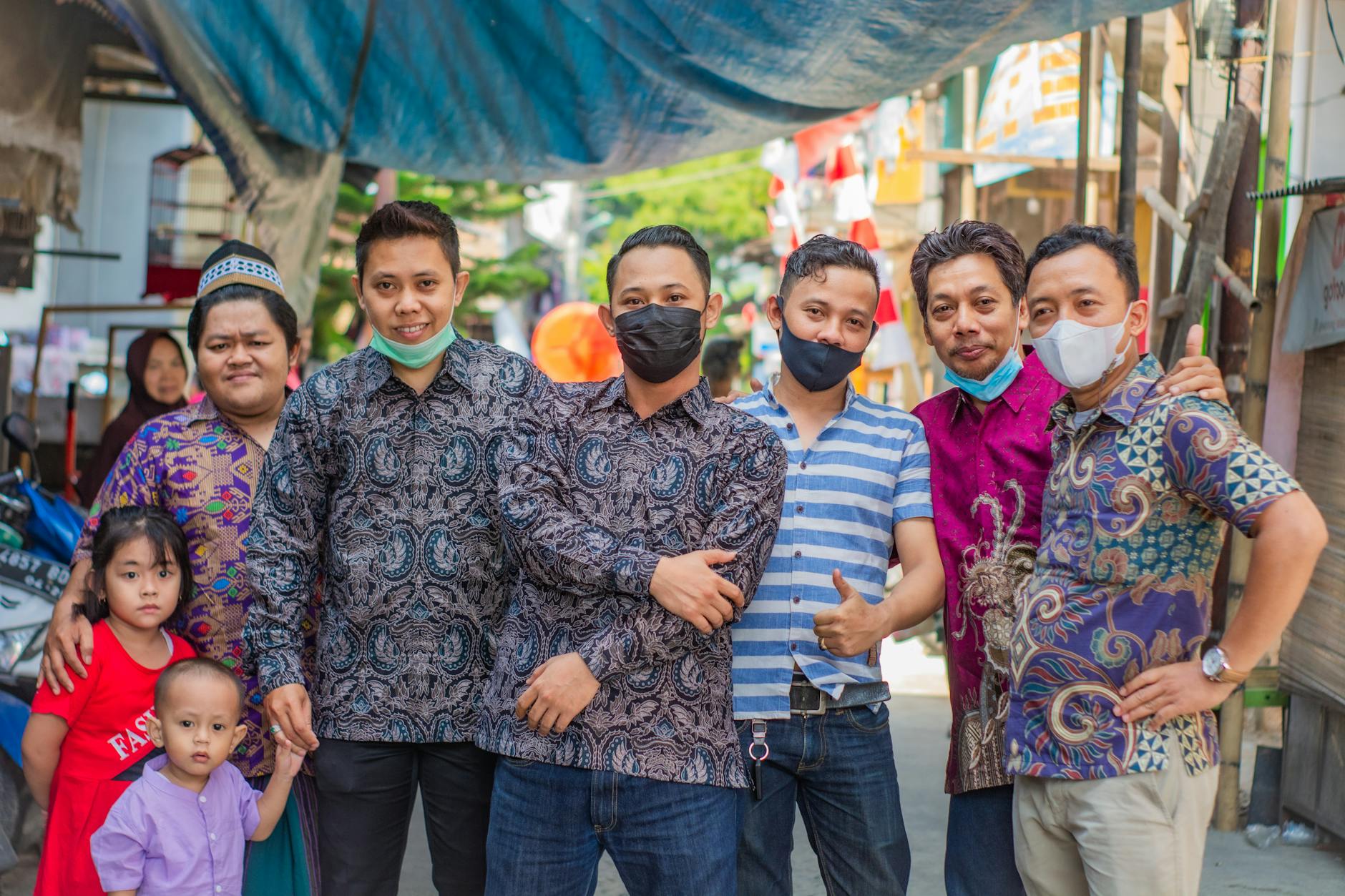 Ilustrasi layanan bantuan hukum profesional membantu penyelesaian sengketa secara adil dan cepat